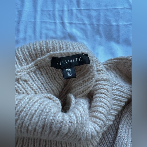 Cream Turtleneck - Picture 3 of 3